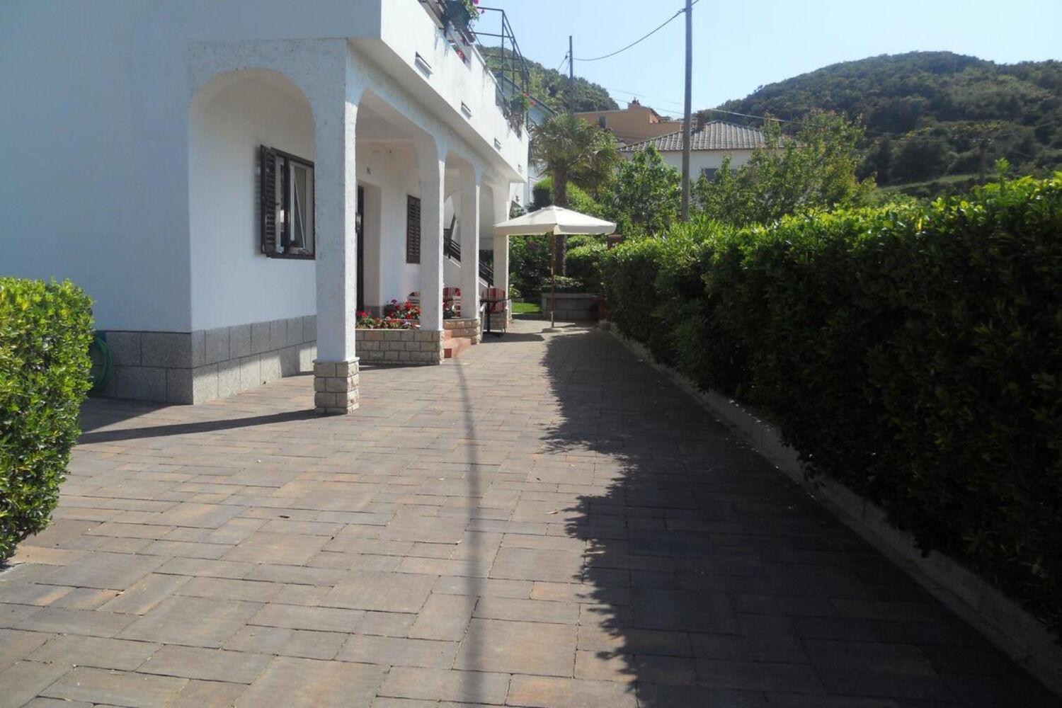 Apartments Ivo - With Terrace Supetarska Draga Buitenkant foto