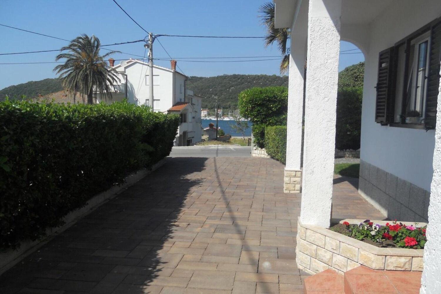 Apartments Ivo - With Terrace Supetarska Draga Buitenkant foto